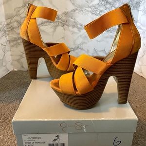Jessica Simpson ‘Tookie’ orange sandal heels